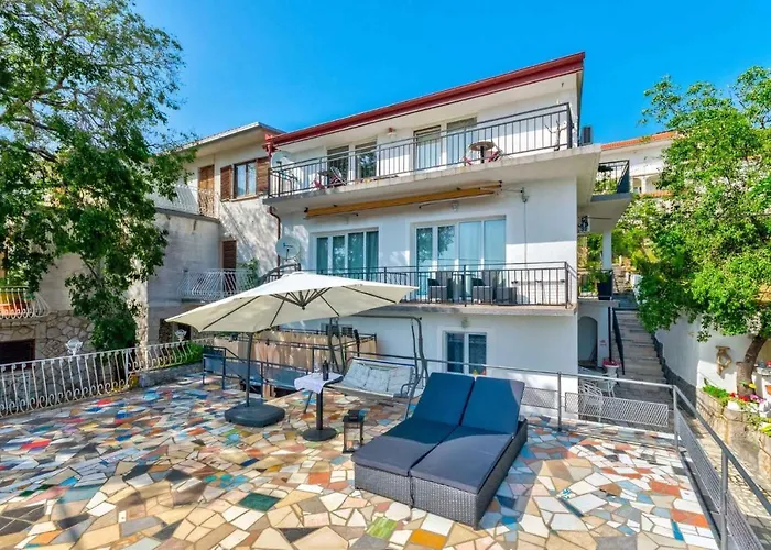 Διαμέρισμα In 39510 *